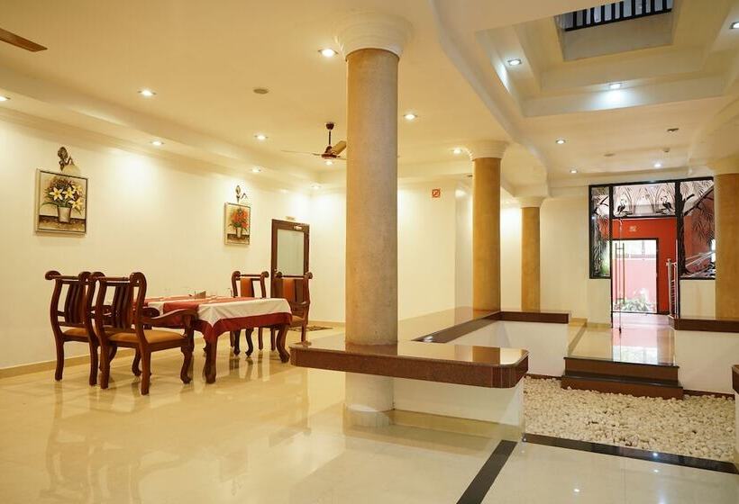 בית מלון כפרי Palette Resorts Tapovan Green County