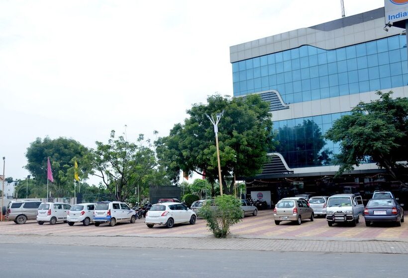 בית מלון כפרי Palm Galaxy