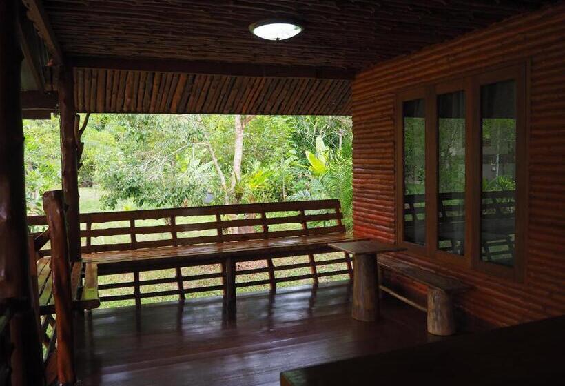 호텔 Pru Valley Thaley Tai Resort