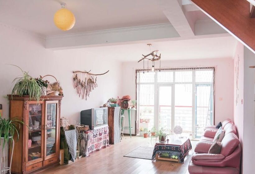 호텔 Qingdao Bobo House Sea View Lodge