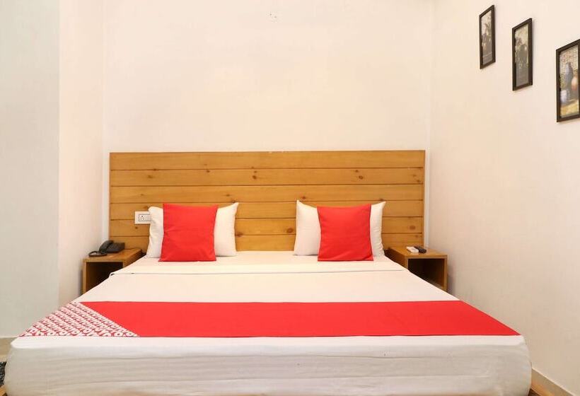 호텔 R K Grand By Oyo Rooms