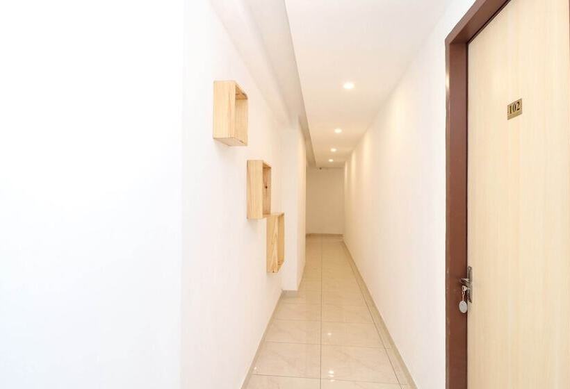 호텔 R K Grand By Oyo Rooms