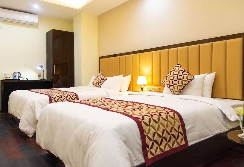 هتل Royal Inn Dhaka