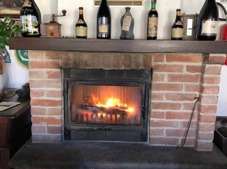 교외 호텔 Agriturismo Cascina Borio