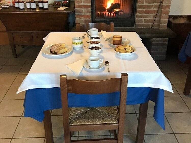 교외 호텔 Agriturismo Cascina Borio