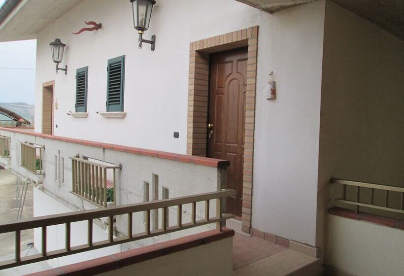 فندق ريفى Agriturismo Il Vecchio Carro