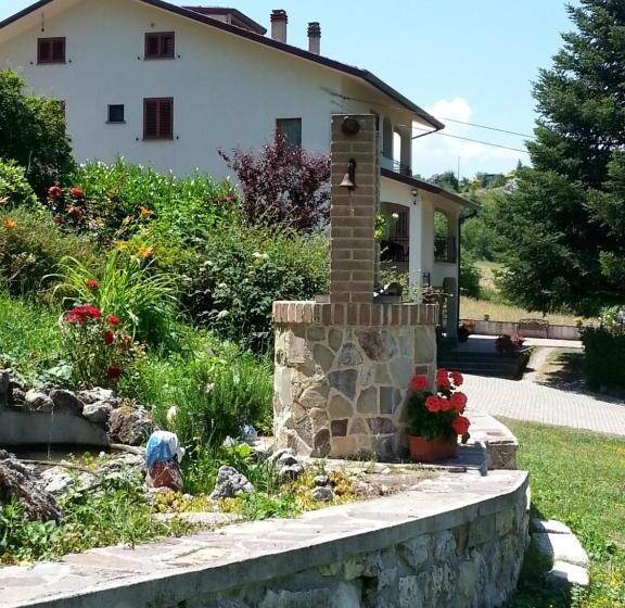 בית מלון כפרי Agriturismo Persichitti