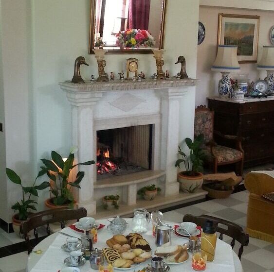 בית מלון כפרי Agriturismo Persichitti