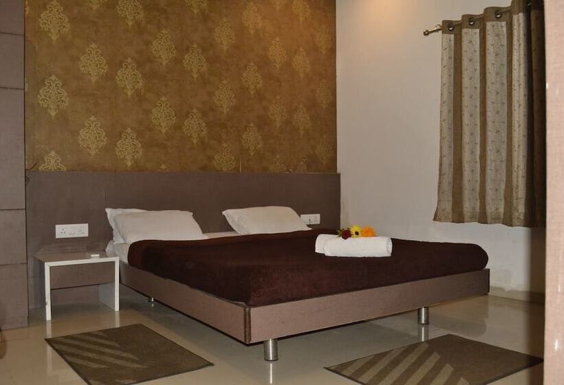 בית מלון כפרי Safari Lodge