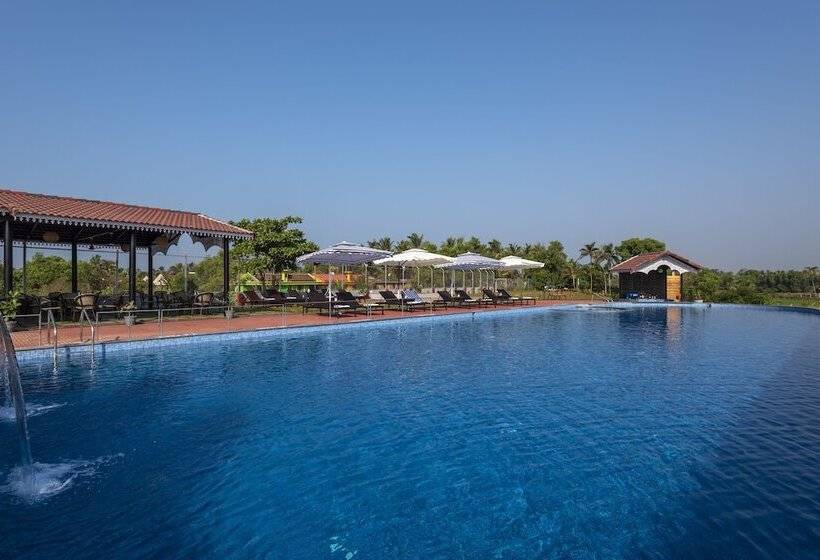 فندق Salcete Beach Resort