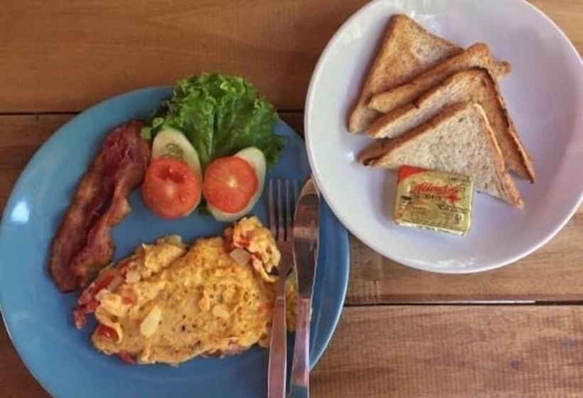 בית מלון כפרי Sea Rounding