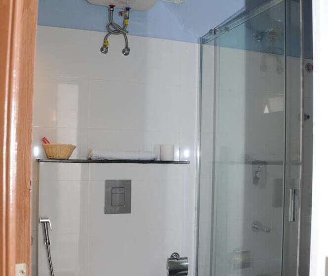 فندق Sree Parthi