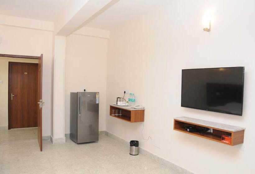 فندق Sree Parthi