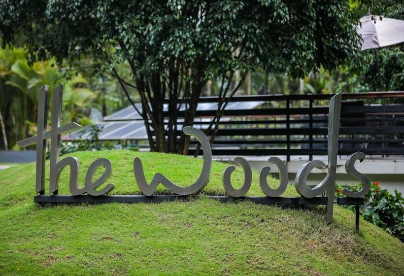 호텔 The Woods Resorts Wayanad