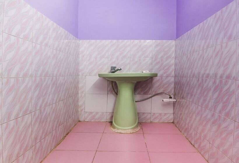 Oyo 22918 Hotel Sadanand Mourya Lodging And Boarding