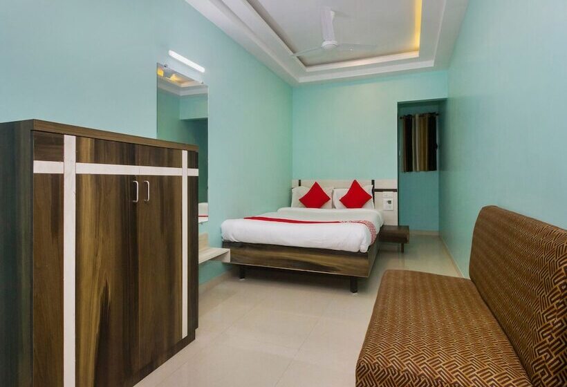 Oyo 22918 Hotel Sadanand Mourya Lodging And Boarding