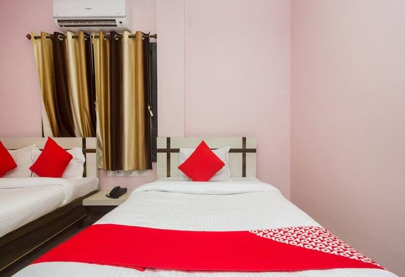 Oyo 22918 Hotel Sadanand Mourya Lodging And Boarding