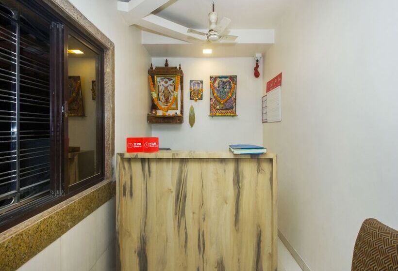 Oyo 22918 Hotel Sadanand Mourya Lodging And Boarding