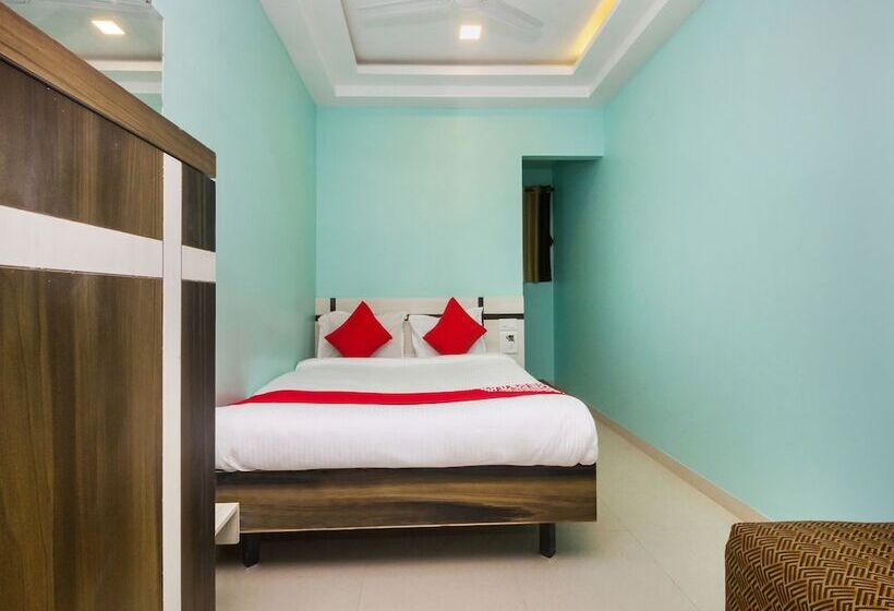 Oyo 22918 Hotel Sadanand Mourya Lodging And Boarding