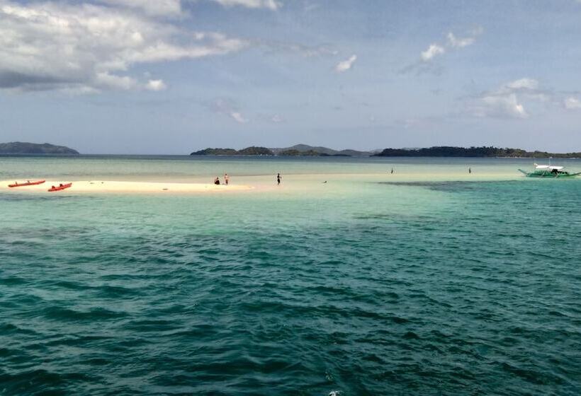 پانسیون Acuario Beach Inn