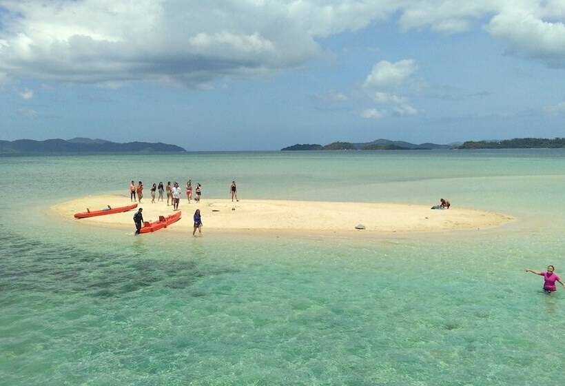 پانسیون Acuario Beach Inn