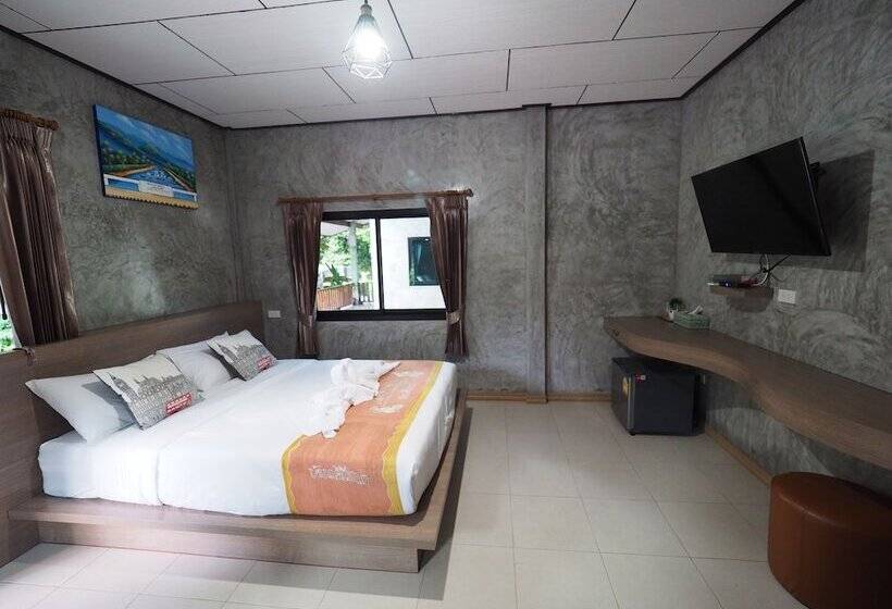 פנסיון Baan Keree Thara Khiri Wong