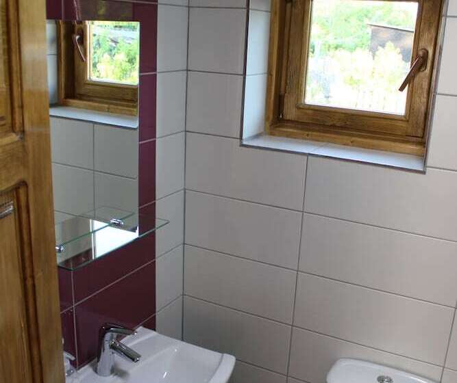 Пансион Cerdacul Cu Stuf