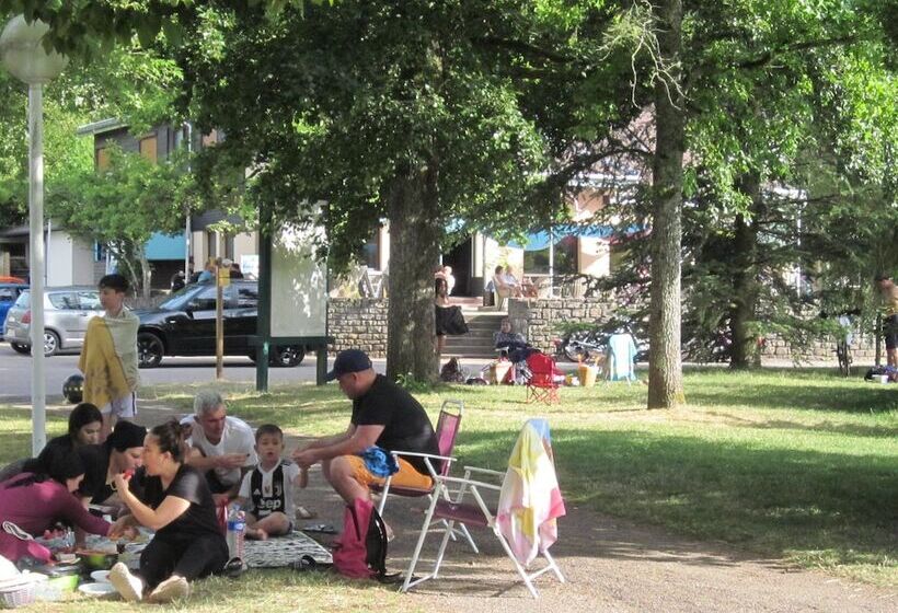 פנסיון Chambres Dans Maison De Vacances Avec Spa Extérieur