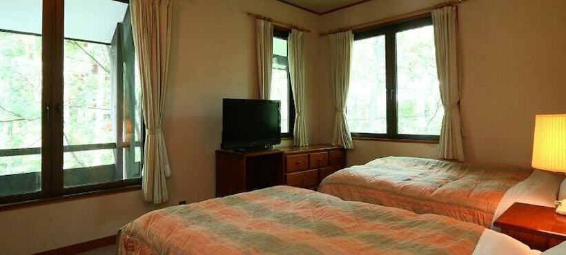 بنسيون Comte Des Naige