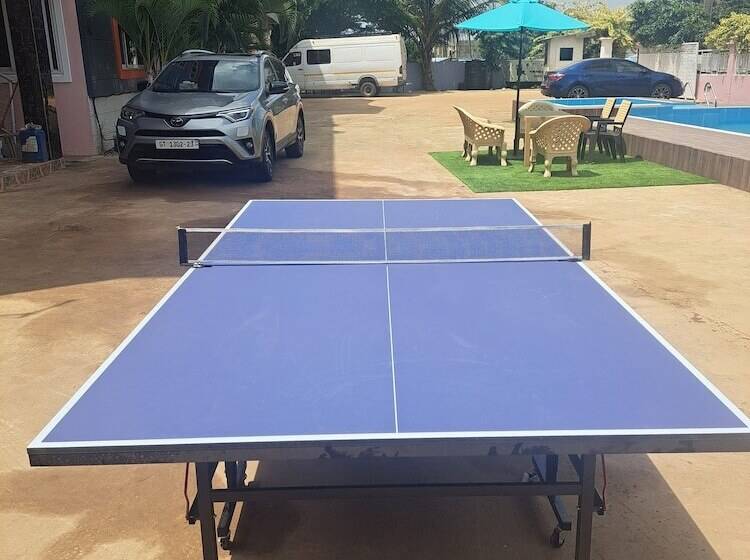 پانسیون Dreamers Lodge