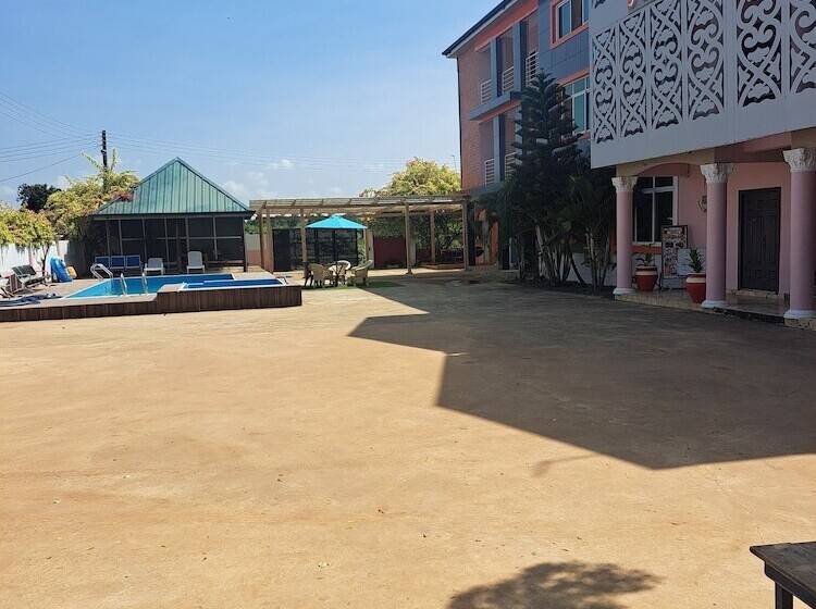 پانسیون Dreamers Lodge