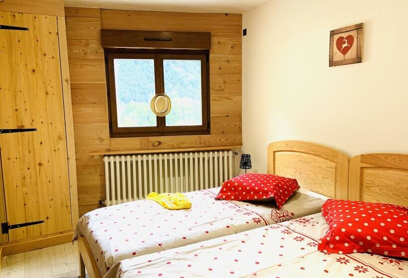 פנסיון Gîtes Coste Belle Et Costillon