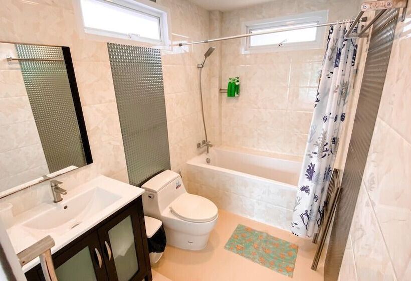 Пансион Khung Wimarn Beach Home