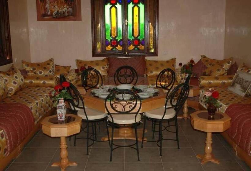 پانسیون L'ermitage Rouge