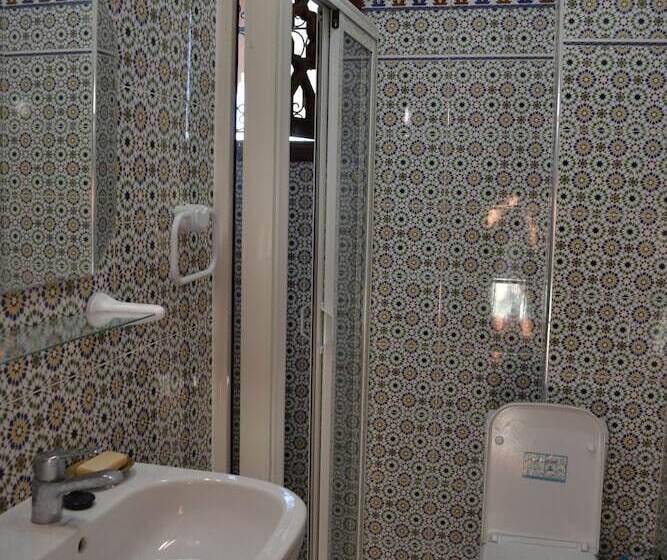 پانسیون L'ermitage Rouge