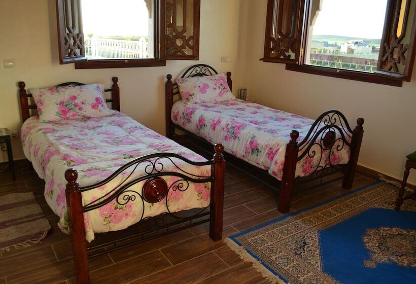 پانسیون L'ermitage Rouge