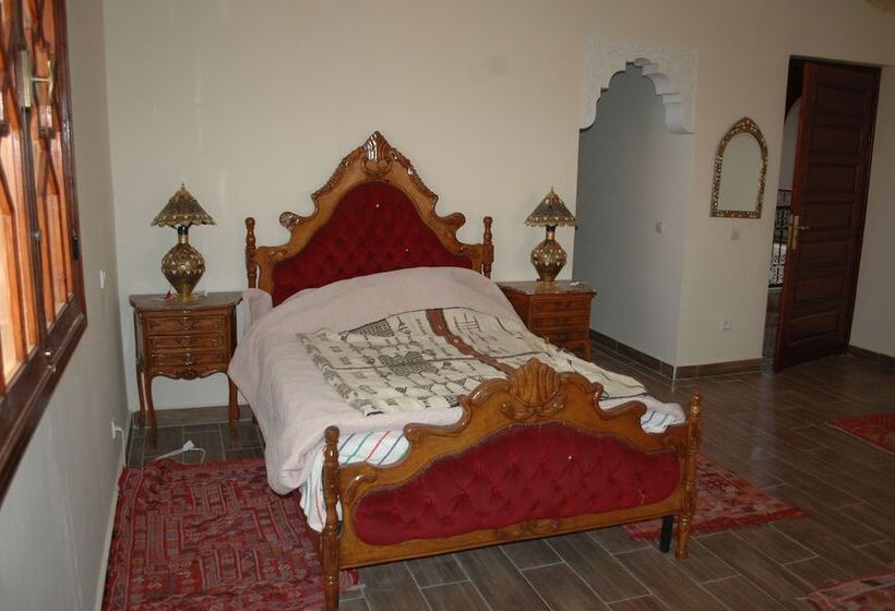 پانسیون L'ermitage Rouge