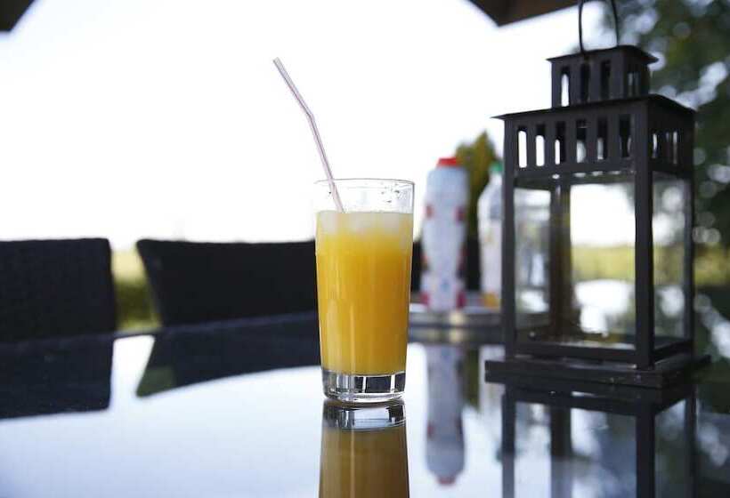 بنسيون Nature & Chateaux