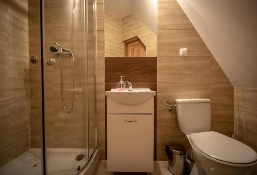 ペンション Podhalanski Dworek Z Jacuzzi