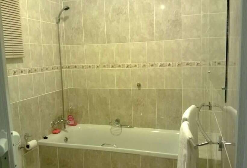 פנסיון Rose Bella Bnb