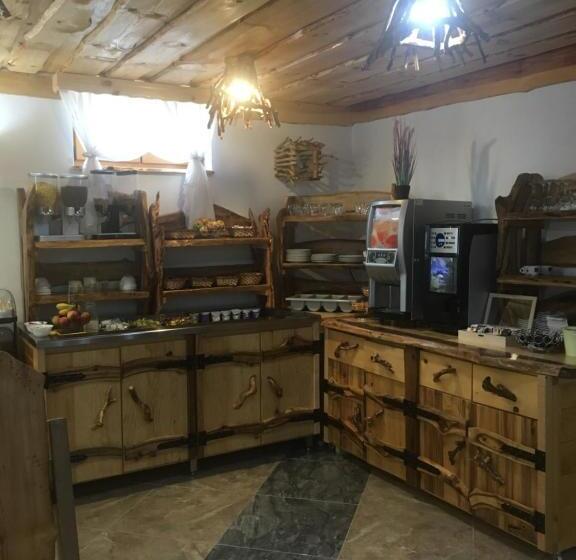 ペンション Rustic Inn River