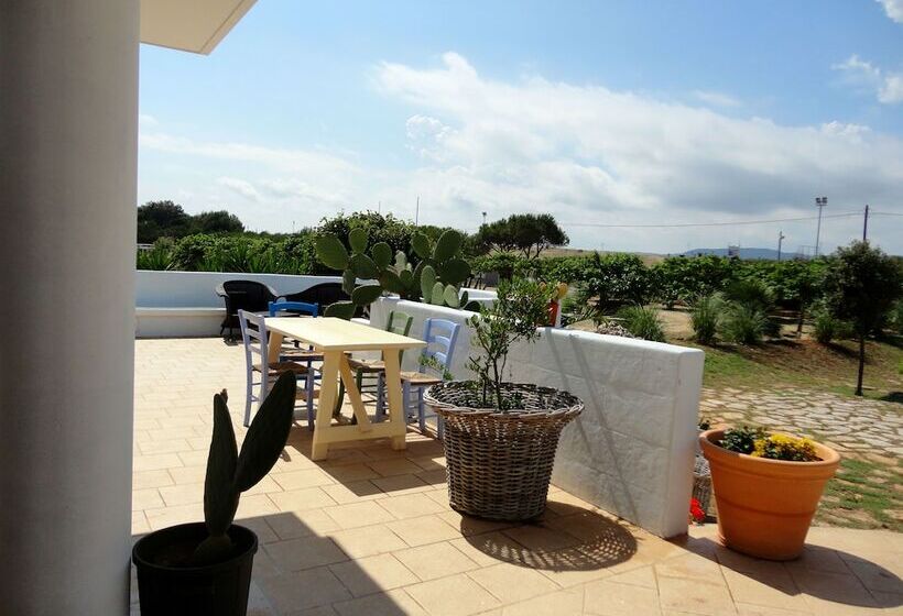 פנסיון Viar Beach Club