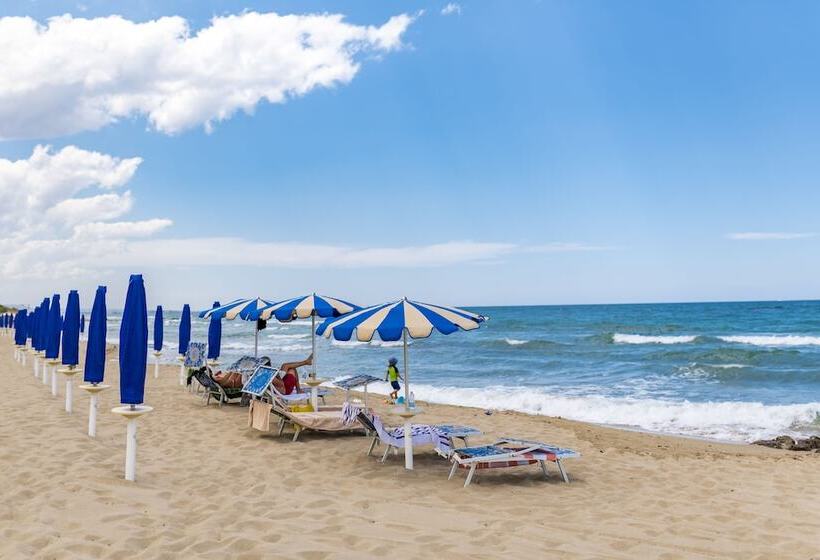 פנסיון Viar Beach Club