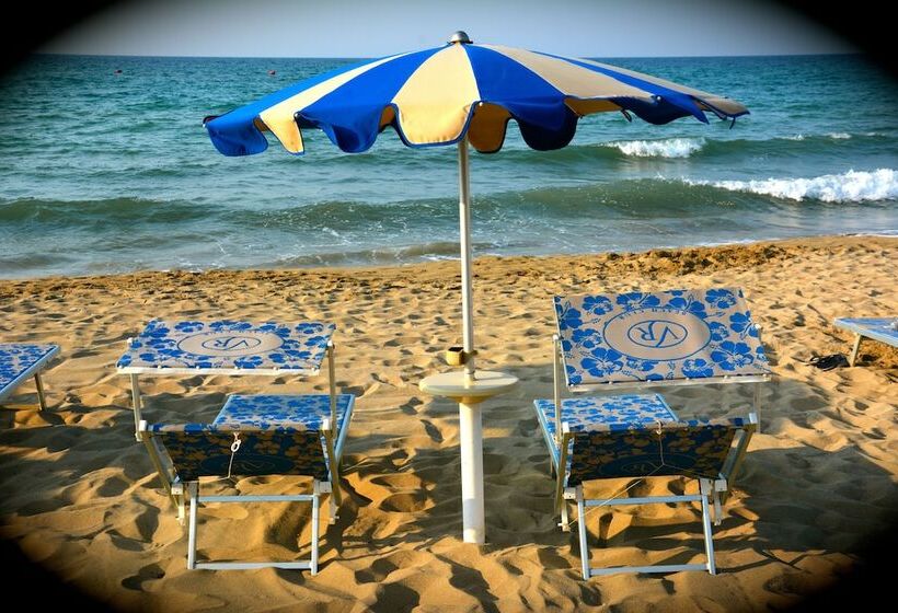 פנסיון Viar Beach Club