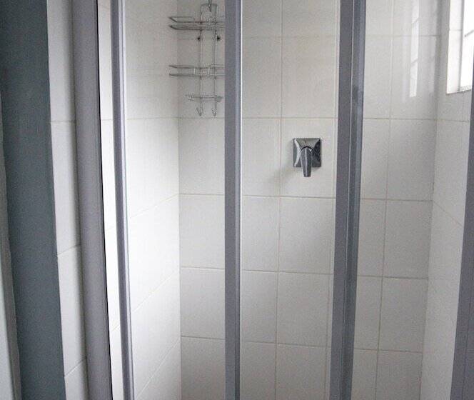 膳宿费 Vintage On Main