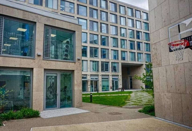 إقامة Destiny Student  The Tannery