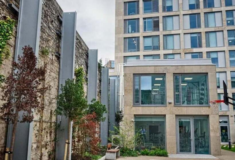 إقامة Destiny Student  The Tannery