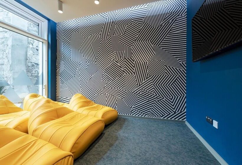 إقامة Destiny Student  The Tannery