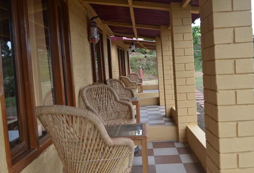 渡假胜地  Belleza Inn Dhanagiri Kanatal