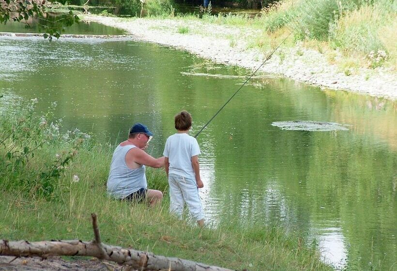 אתר נופש Le Hameau Des Genets